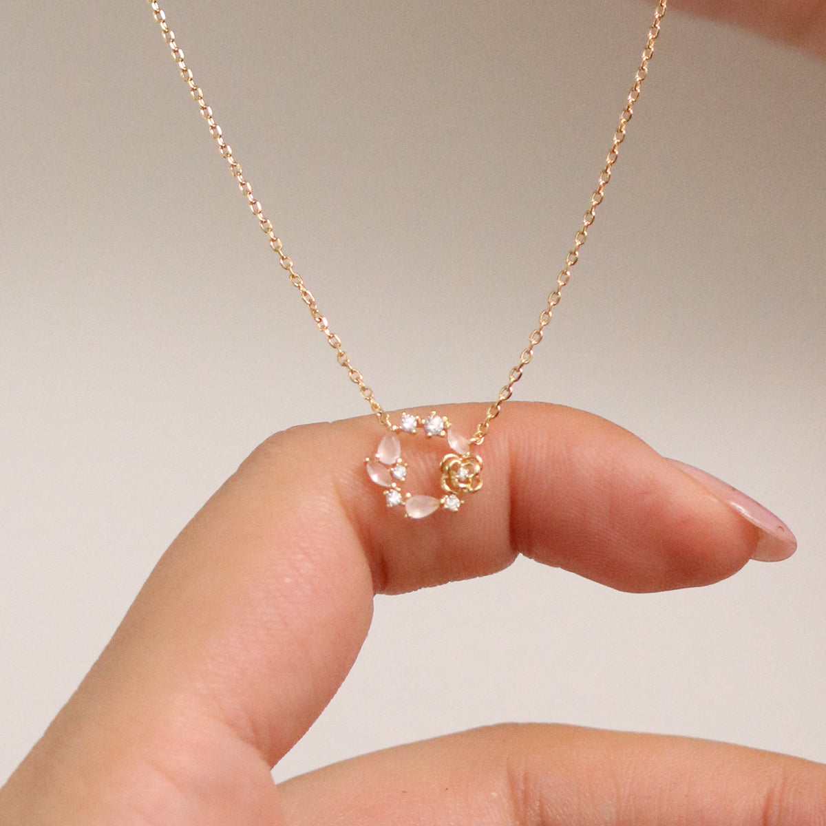 Cubic flower necklace-3