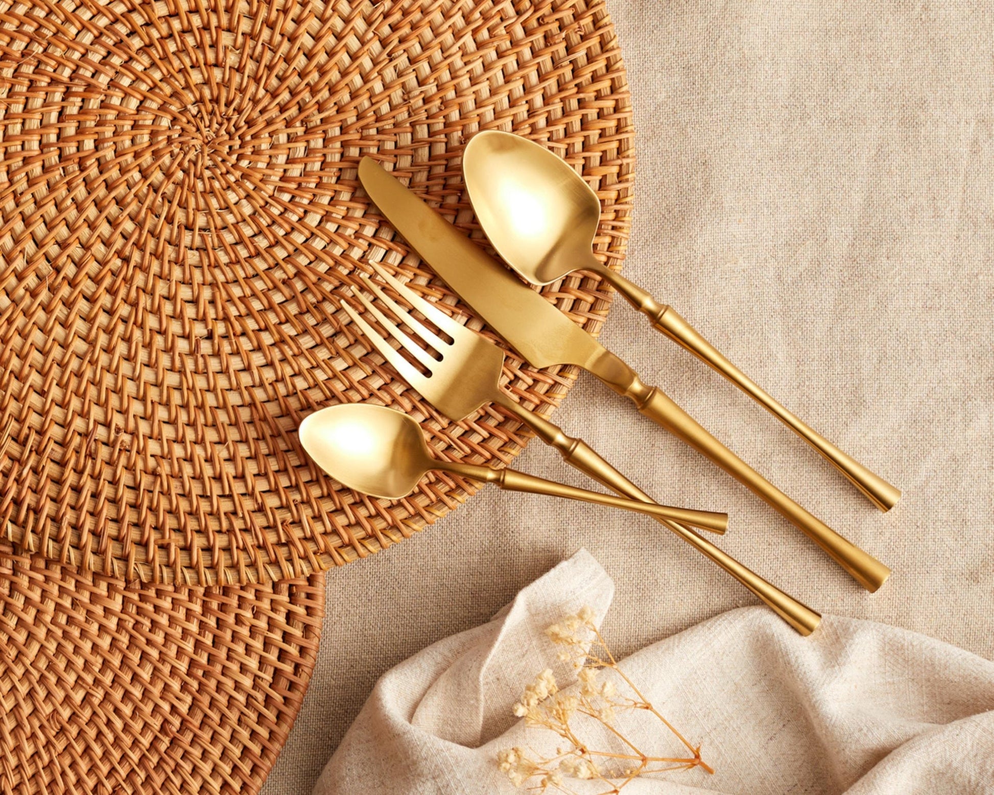 Paris Gold Stainless Steel Cutlery Sets x16/24 pieces-4