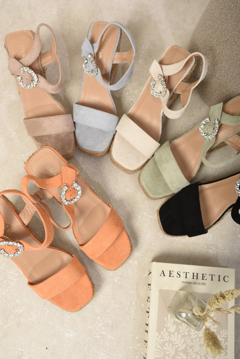 Sparkle Buckle Platform Wedge Sandals-7